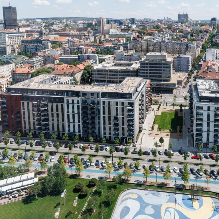WF Pulse Riverview with Terrace and Free Parking - Two-Bedroom Deluxe Apartment with Balcony - 25