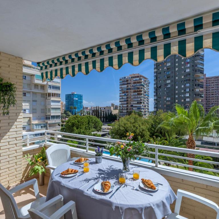 Bahía San Juan apartamento - Playa y piscina - Two-Bedroom Apartment - 1