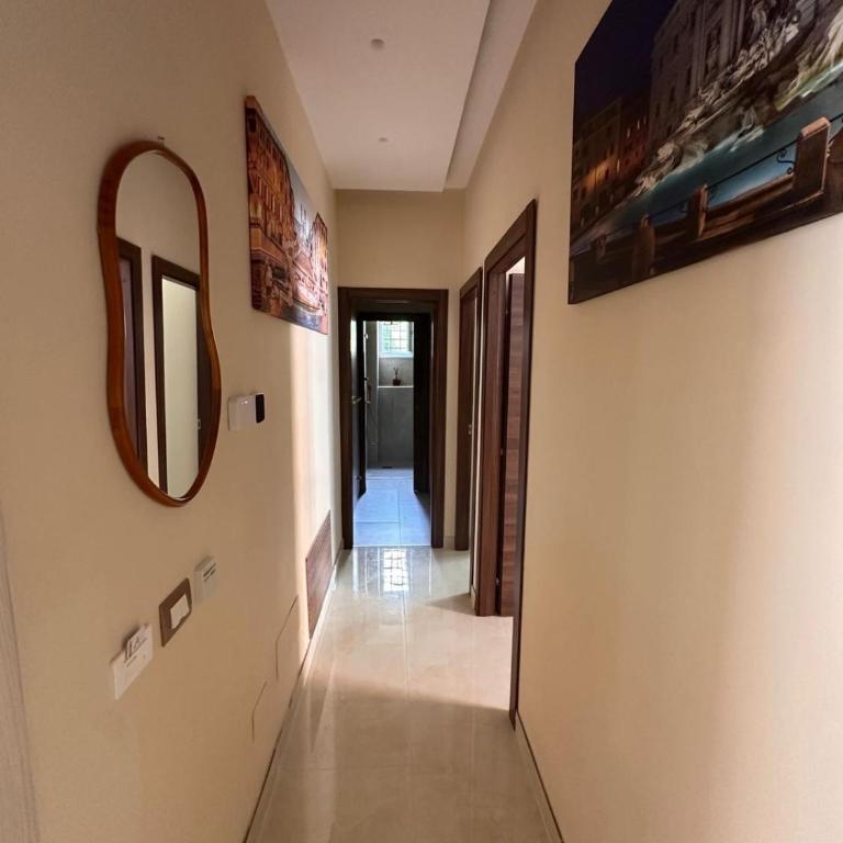 A Dolce Casa Romana Lux Jacuzzi Metro A 2 min - Appartamento Deluxe con 1 Camera da Letto - 66