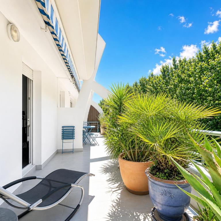 Beau 3 pièces, terrasse, quartier golf - Apartamento de 2 dormitorios con terraza - 11