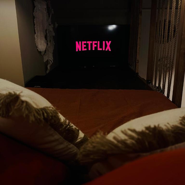 Le Jacaranda - Suite africaine - Sauna & Netflix - One-Bedroom Apartment - 4