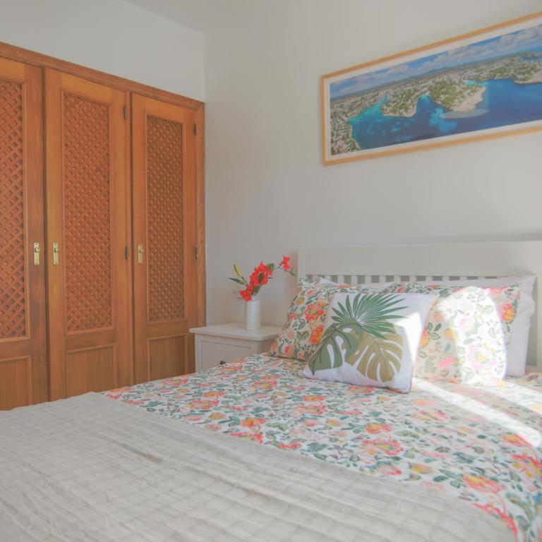 Casa Flores - Private Garden Apt, Pool & 5 min walk to Beaches - Apartamento Deluxe de 2 dormitorios con vistas al jardín - 3
