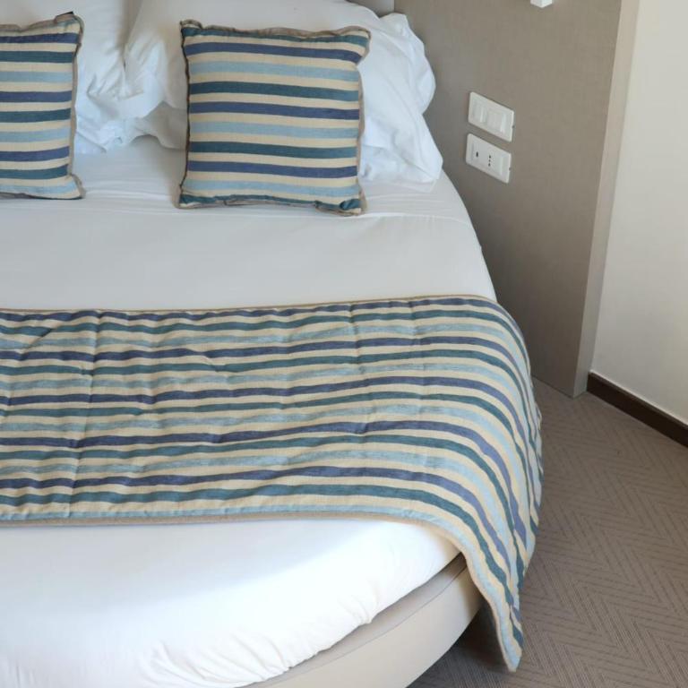 Sublimis Boutique Hotel, WorldHotels Elite - Comfort Queen Room with Sea View - Split Level/Non-Smoking - 2