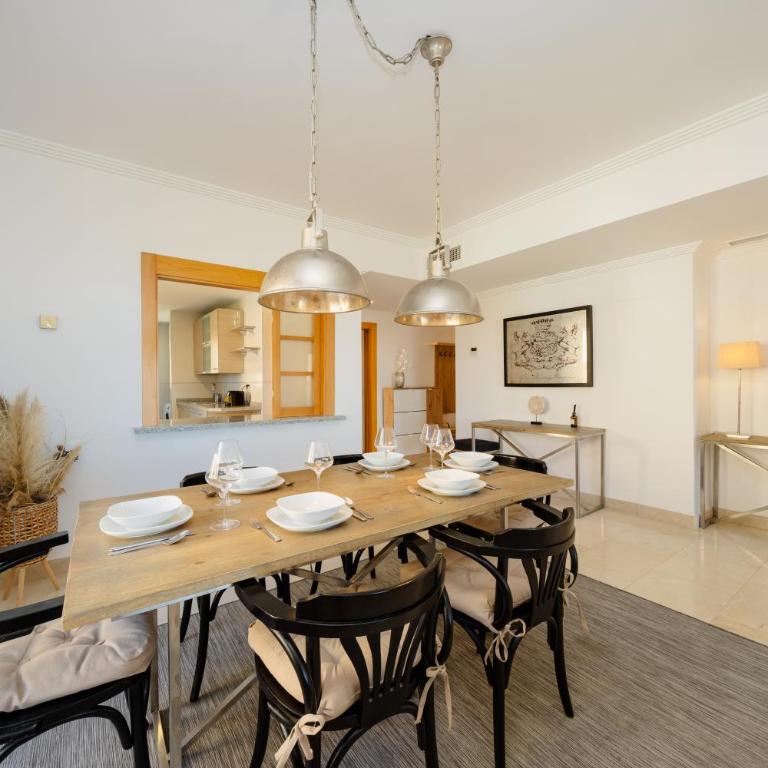 Penthouse with stunning sea and mountain views in Benahavís - Apartamento de 2 dormitorios - 33