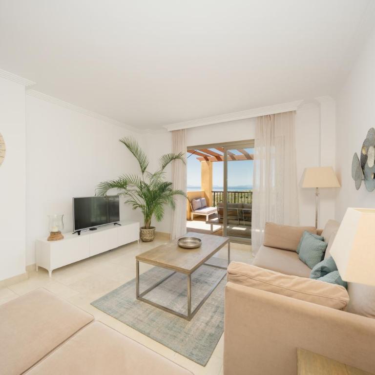 Penthouse with stunning sea and mountain views in Benahavís - Apartamento de 2 dormitorios - 47