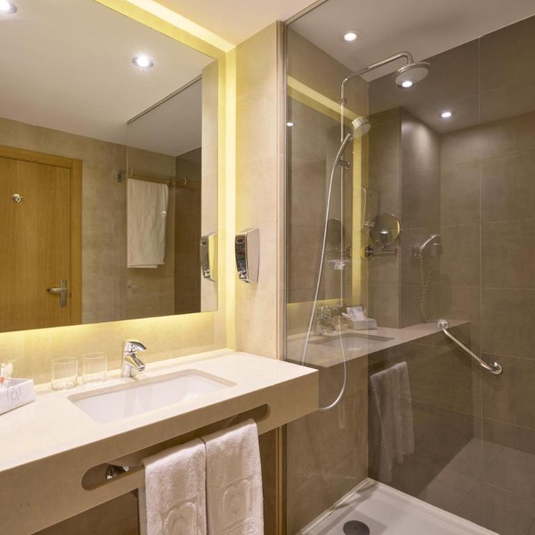 M.A. Hotel Sevilla Congresos - Habitación Doble - 1 o 2 camas - 7