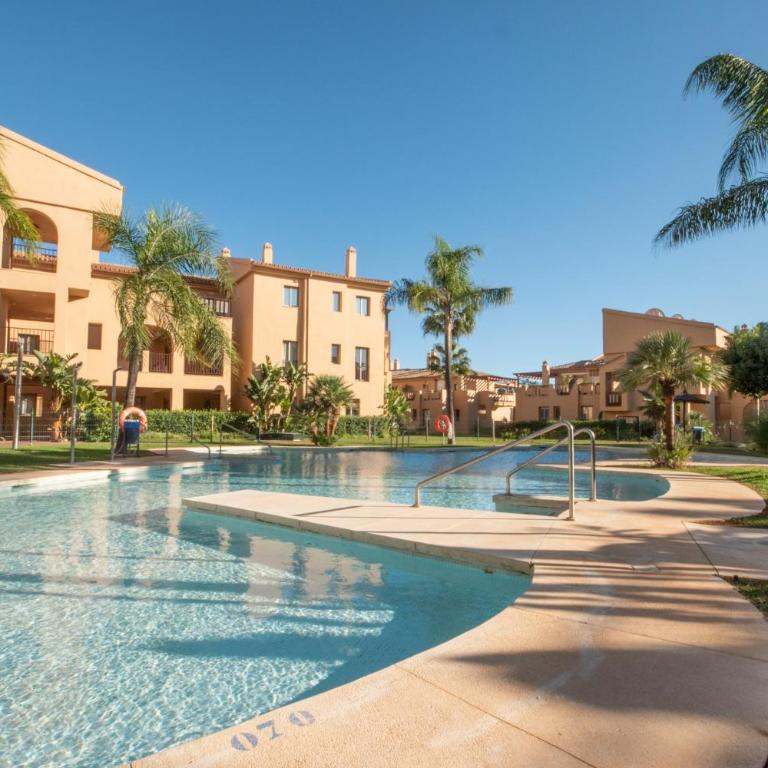 Penthouse with stunning sea and mountain views in Benahavís - Apartamento de 2 dormitorios - 63