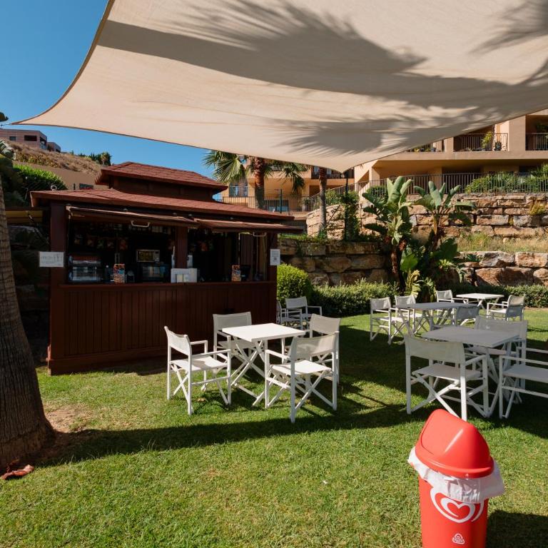 Penthouse with stunning sea and mountain views in Benahavís - Apartamento de 2 dormitorios - 67