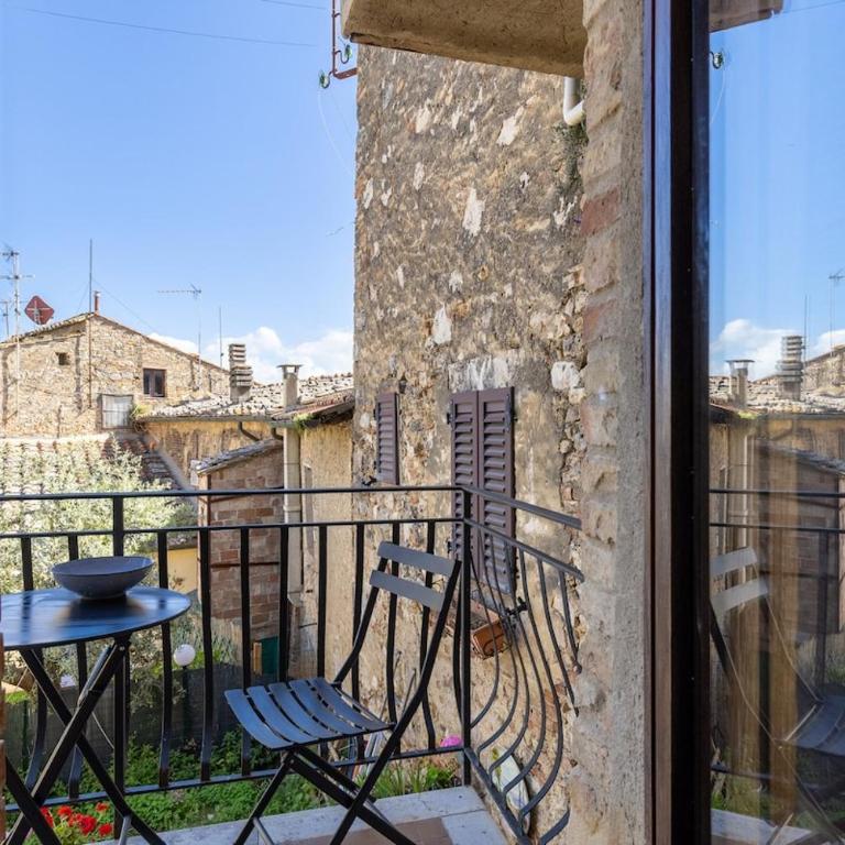 Charme Cugnanesi - 2 room apartment in the medieval heart - Appartamento con 1 Camera da Letto - 8
