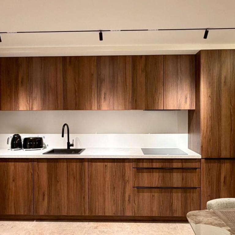 Nouveau - centre de Saint-Tropez - 3 chambres - Parking privée - Three-Bedroom Apartment - 7