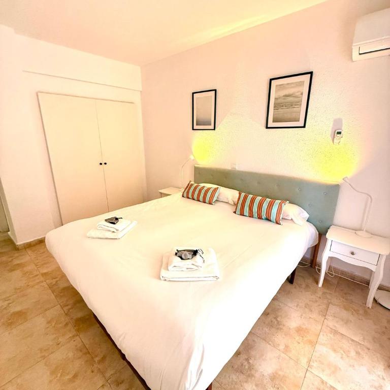 Lovely Sea and Garden View Apartment Benalbeach - Apartamento con terraza - 19