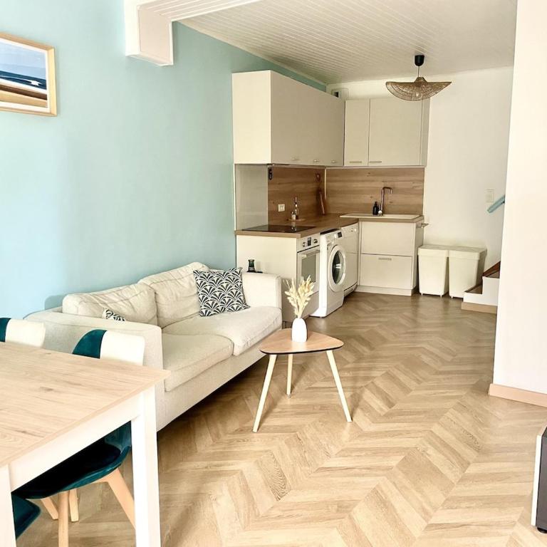 Appartement Duplex - Plage et Port à 2 min - Appartement 2 Chambres - 1
