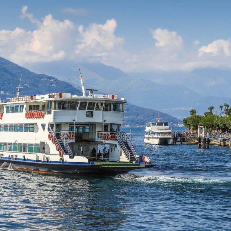 Lake Como 5 min - Lecco Station at 2' - Wifi - Appartamento con 1 Camera da Letto - 1