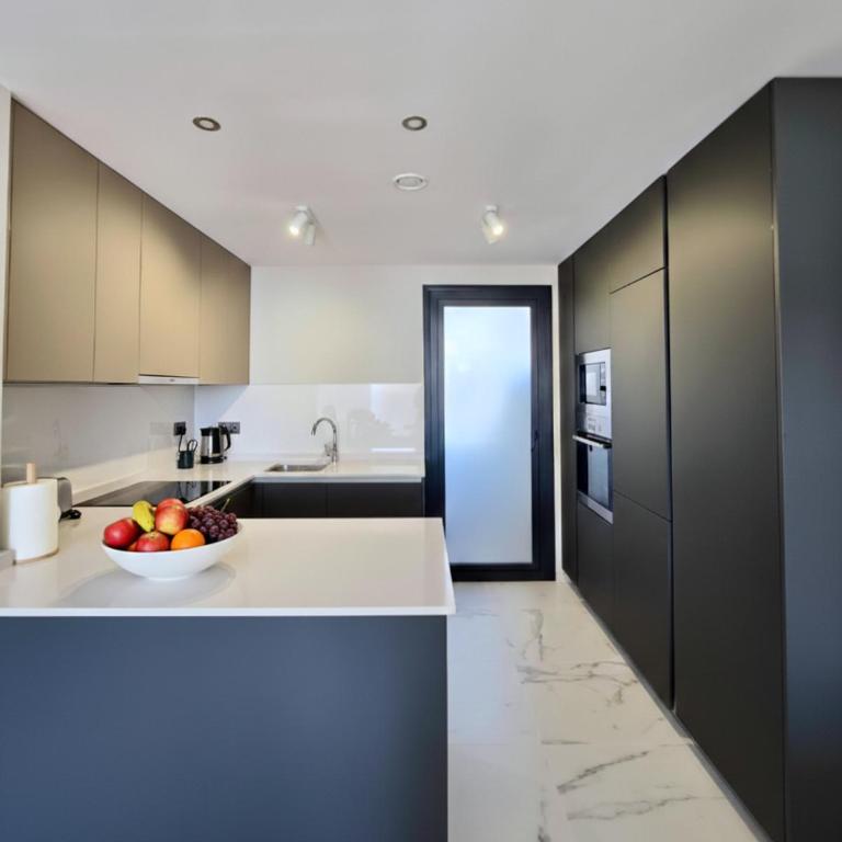 Eagle Tower Benidorm - EAGLE VIEW - 3 bedrooms - Three-Bedroom Apartment with Sea View - 14