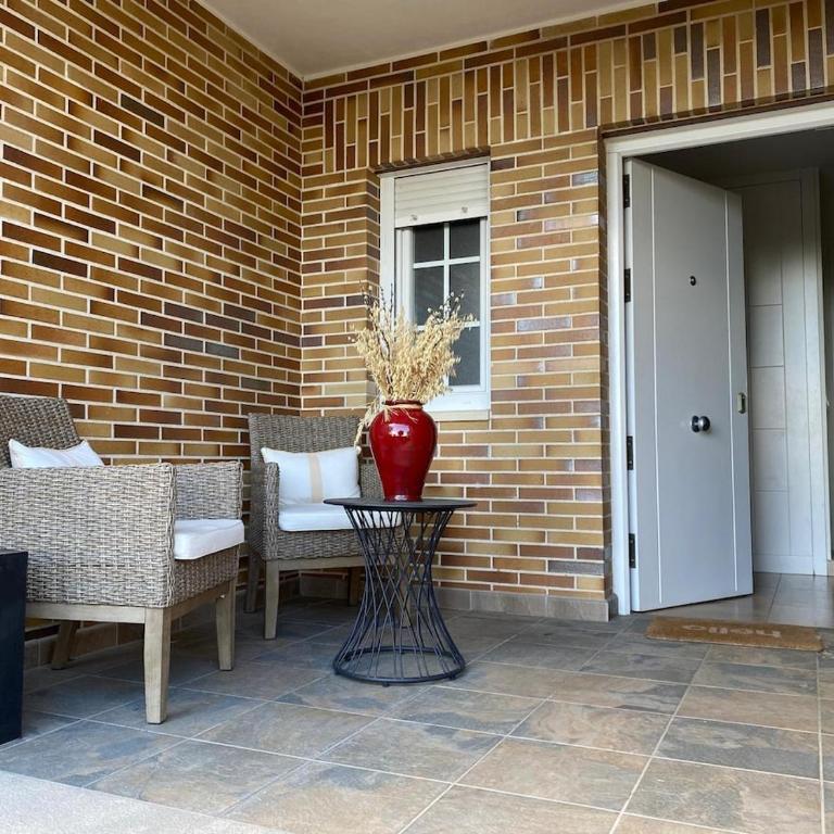 Private F1 House Madrid Direct Track Views - Four-Bedroom House - 21