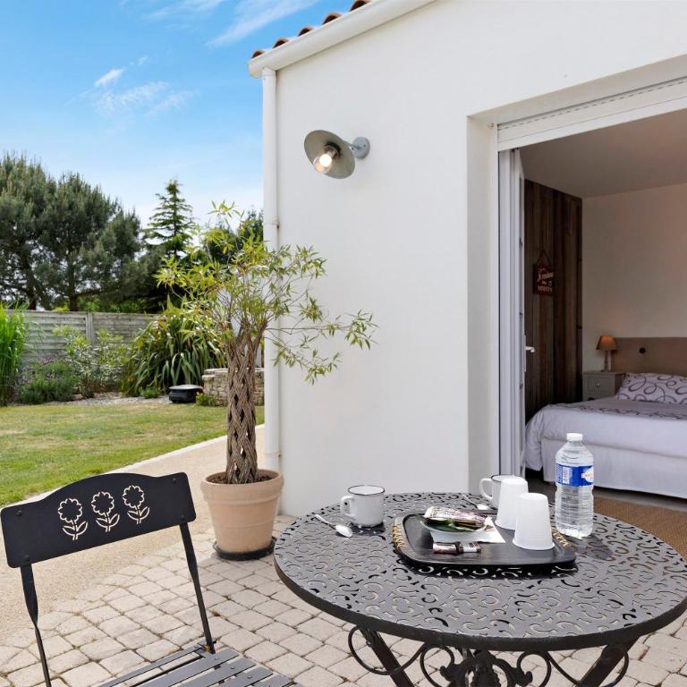 Le Clos De La Combe - Chambre Standard Lit Queen-Size - 13