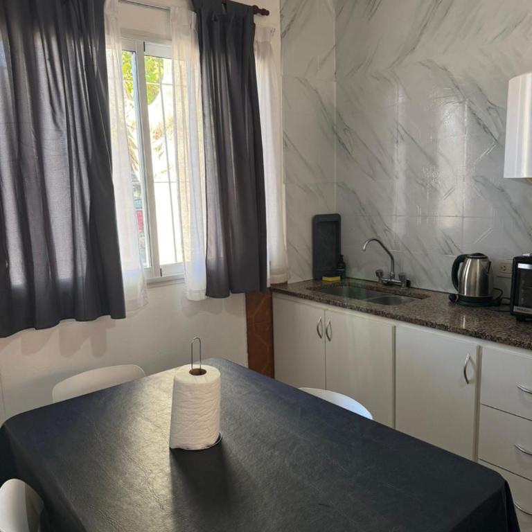 Casa YRIGOYEN - Two-Bedroom House - 17