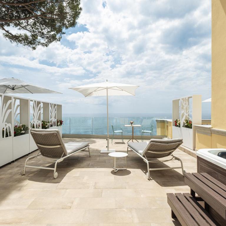 Sublimis Boutique Hotel, WorldHotels Elite - Deluxe Queen Room with Terrace and Sea View - Non-Smoking - 10
