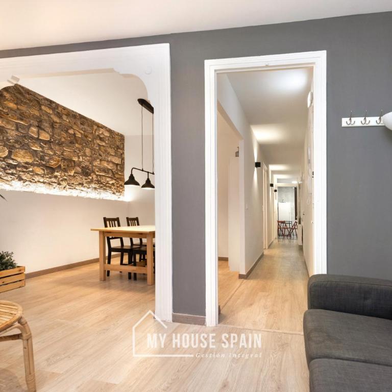 MyHouseSpain - Apartamento renovado en edificio clásico - Apartamento de 2 dormitorios - 1