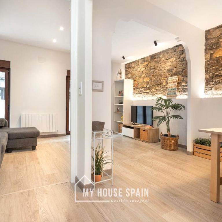 MyHouseSpain - Apartamento renovado en edificio clásico - Apartamento de 2 dormitorios - 4