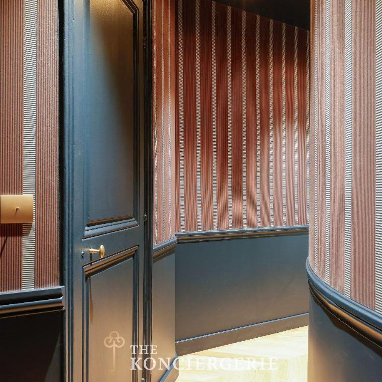 Champs Elysées Luxury Apartment 120 m2 2 Bedrooms AC Lift - Appartement - 33