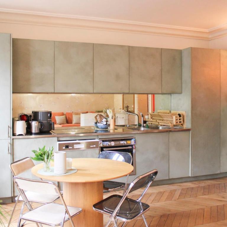 Appartement charmant avec balcon à Paris 11 - Appartement - 4