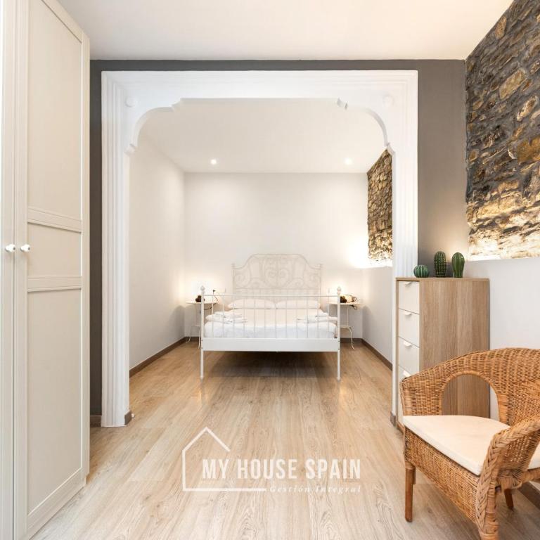 MyHouseSpain - Apartamento renovado en edificio clásico - Apartamento de 2 dormitorios - 11