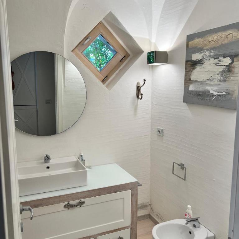 Smeralda-Retreat - Two-Bedroom Apartment - 10