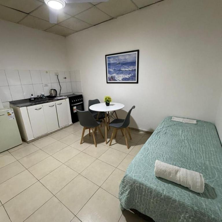 FA Dpto 1 dormitorio, Segundo piso por Escalera - One-Bedroom Apartment - 3