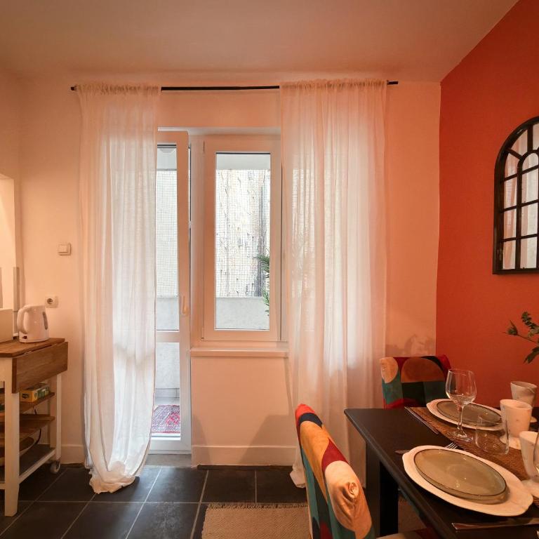 Aesthetic Vintage Central Apartment - Apartman sa Balkonom - 17
