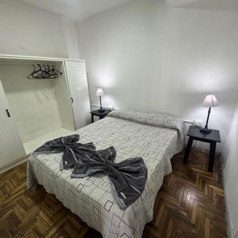 departamento a una cuadra del hospital materno infantil - Apartamento de 1 dormitorio - 2