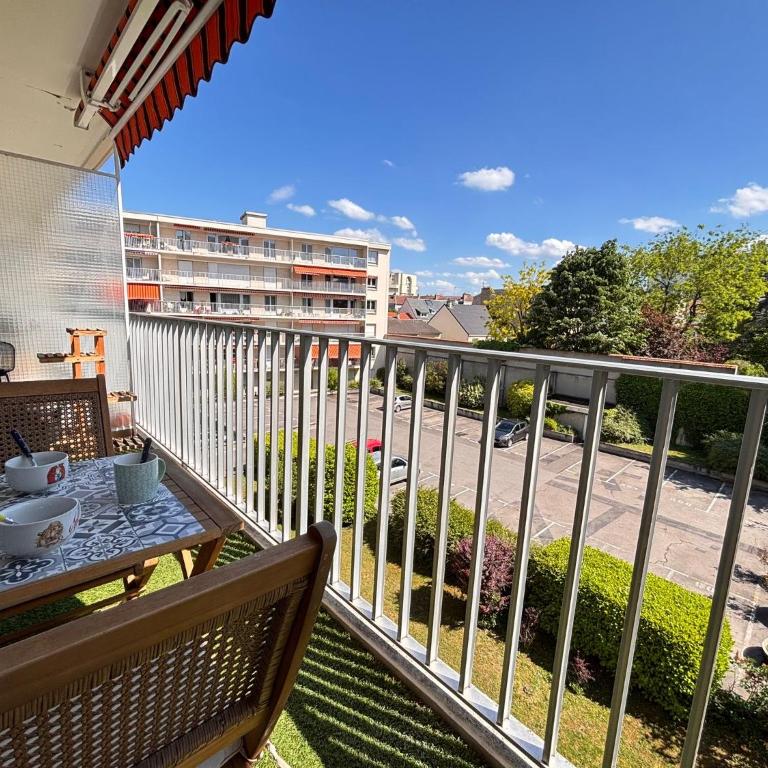 Paix grand T3 avec balcon proche du centre-ville - Appartamento con 2 Camere da Letto e Balcone - 12