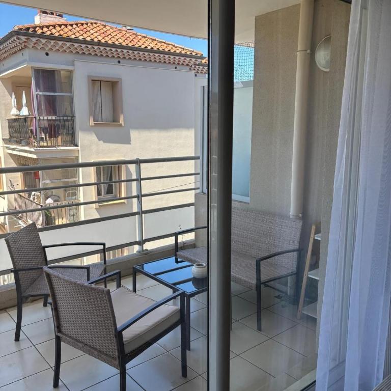 South-facing, air-conditioned apartment, close to beaches - Apartamento de 1 dormitorio - 6