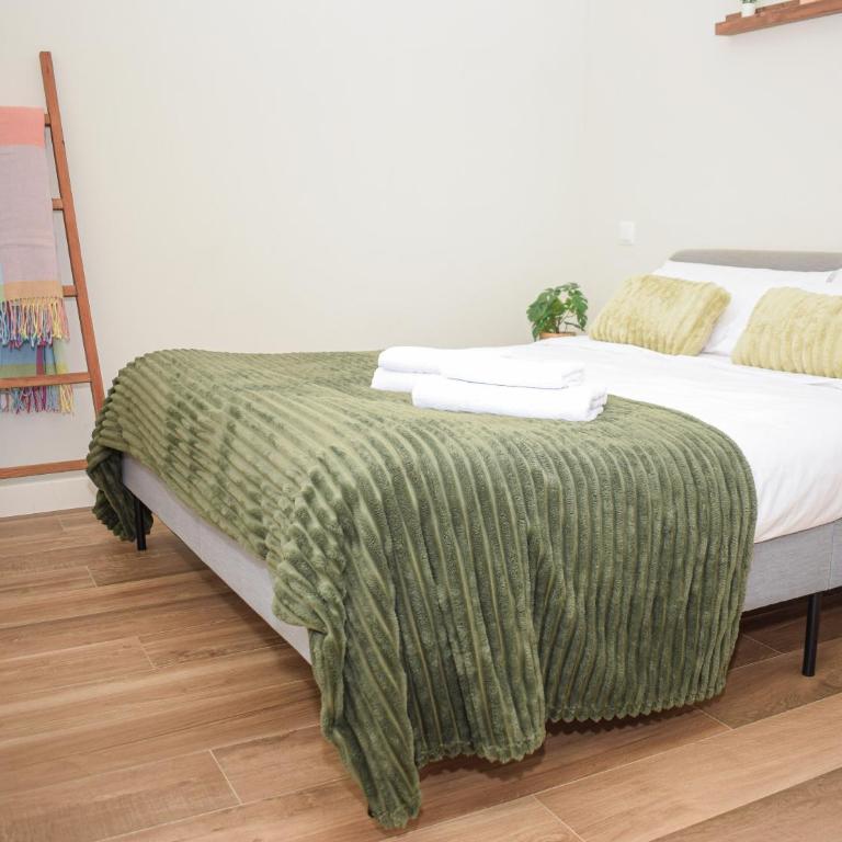 NIDOM-Loft Isturiz - Two-Bedroom Deluxe Apartment - 17