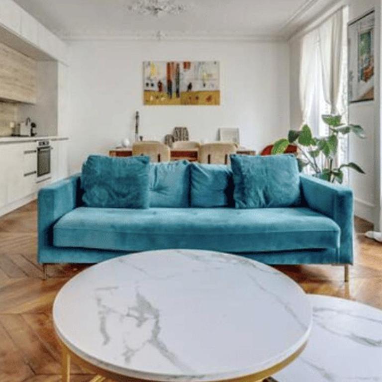 The Lady in Red - Romantique - by Mon Petit Faré - Two-Bedroom Superior Apartment - 12