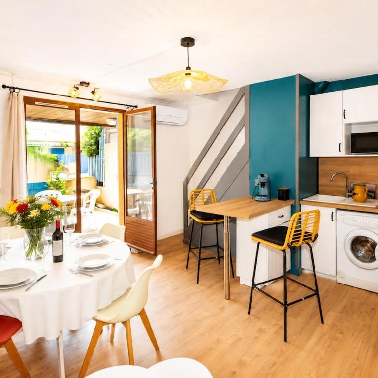 Toison d Or 2 - 5 min walk to beach, terrace and AC - Two-Bedroom House - 26