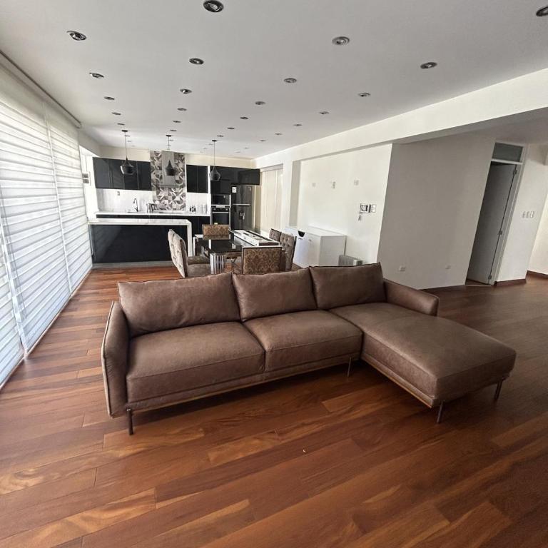 Luxury apartment with park views - One-Bedroom Apartment - 1