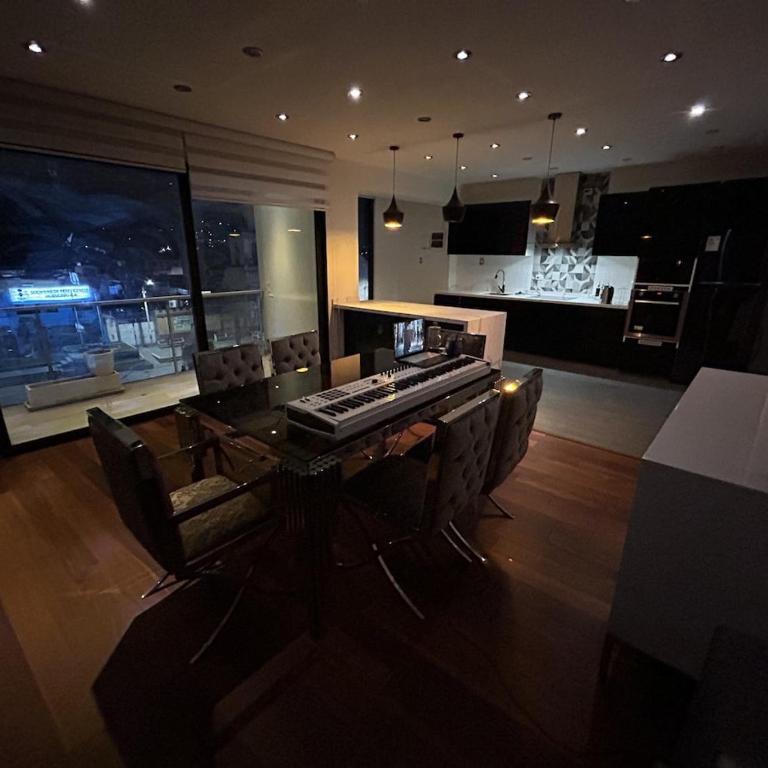 Luxury apartment with park views - One-Bedroom Apartment - 11