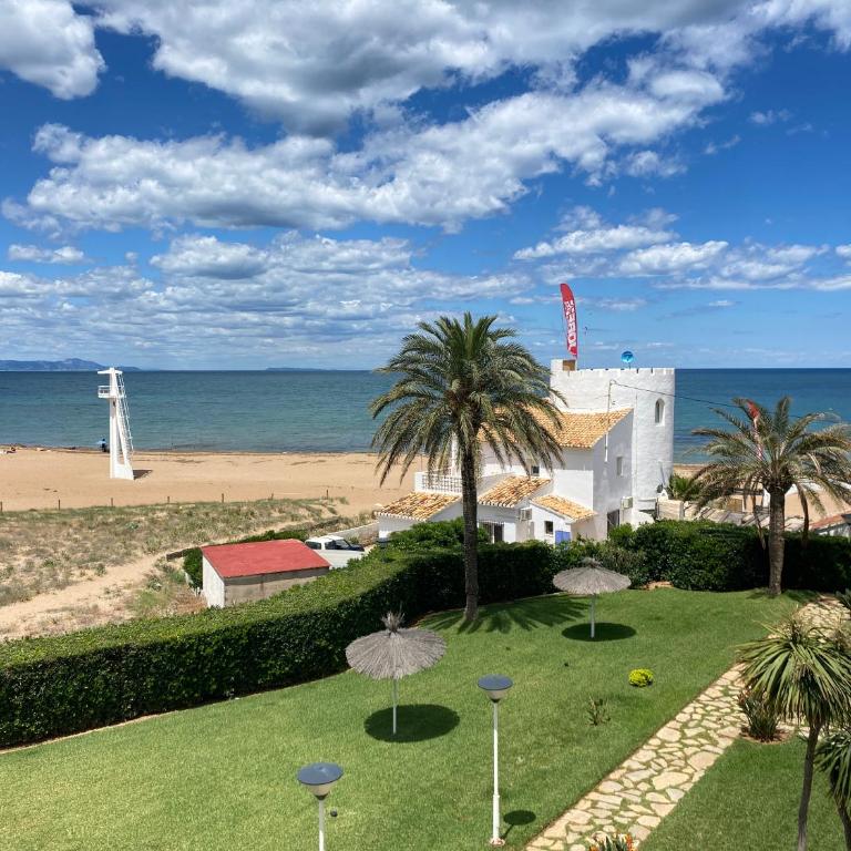 Excepcional vista al mar y piscina - Apartamento de 2 dormitorios - 18