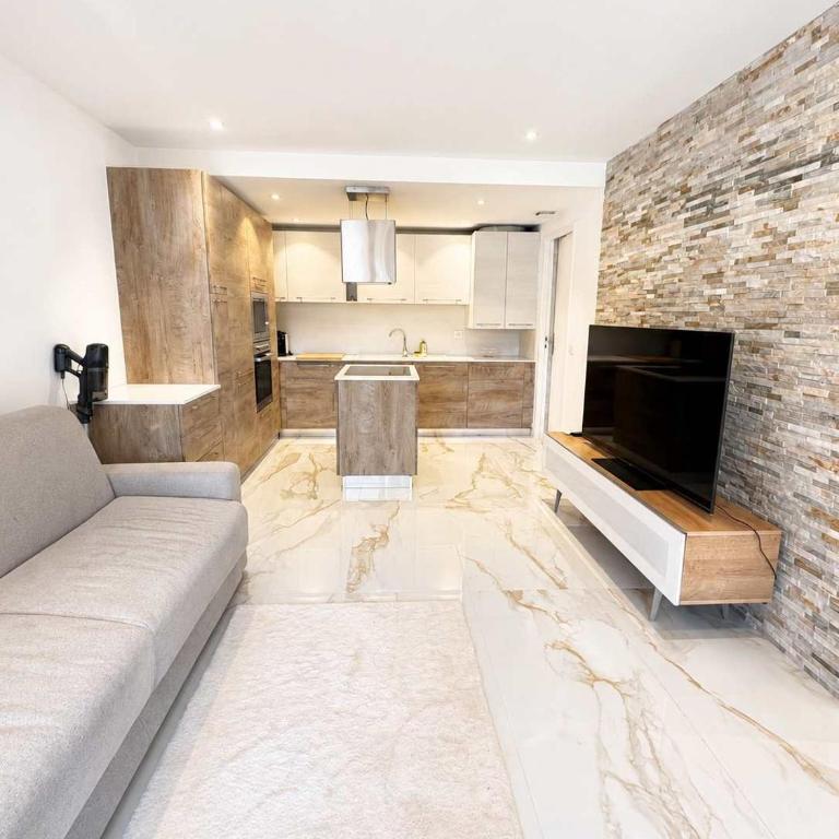 Elegant cocon avec piscine et parking prive - Apartment - 2