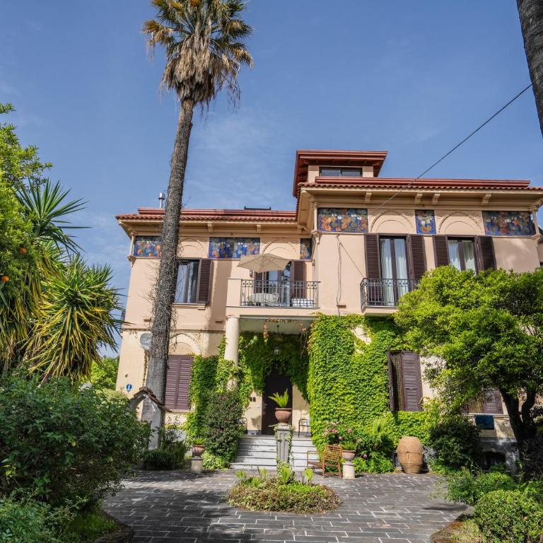 De Vivo Realty - Villa Agatina - Deluxe Apartment - 1