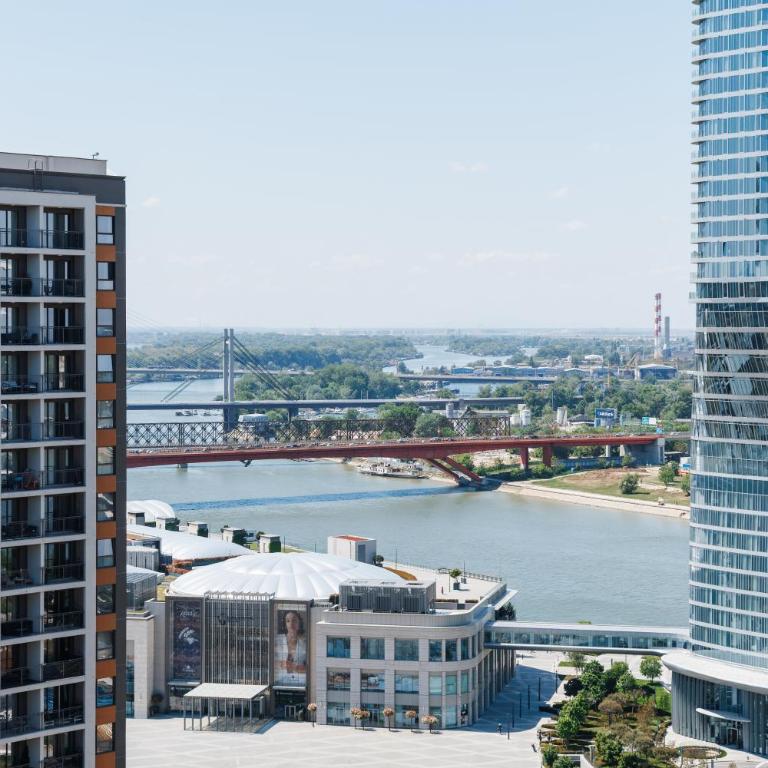 WF Pulse Riverview with Terrace and Free Parking - Two-Bedroom Deluxe Apartment with Balcony - 38