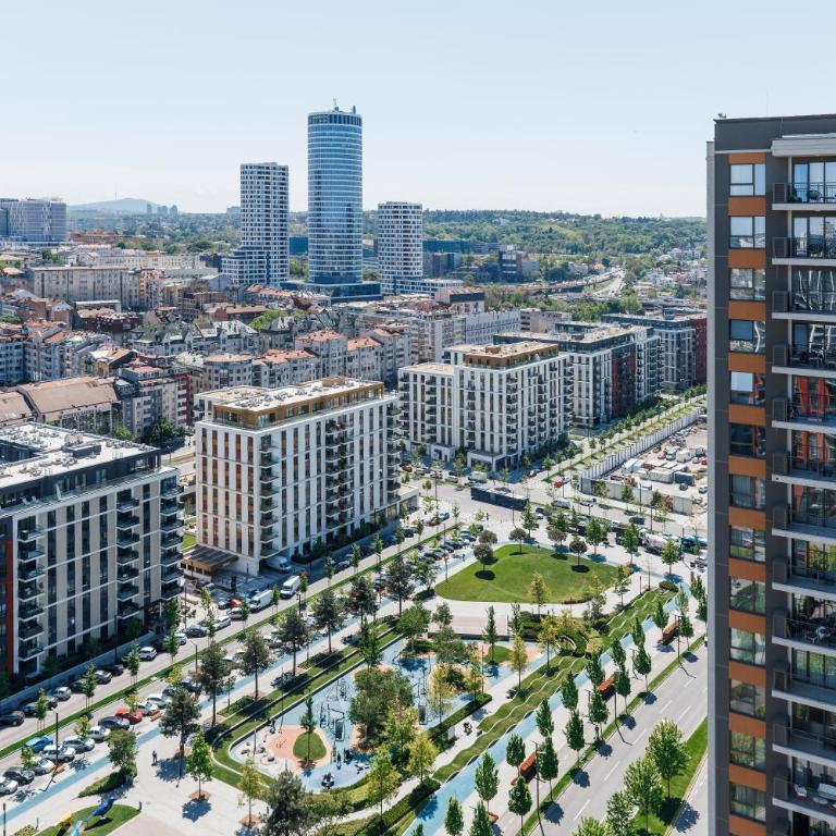 WF Pulse Riverview with Terrace and Free Parking - Two-Bedroom Deluxe Apartment with Balcony - 37