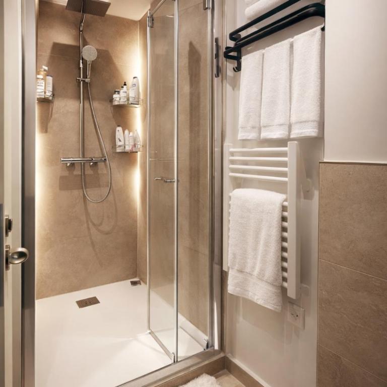 Chic cozy stay steps from Champs-Élysées - Apartamento de 2 dormitorios - 9