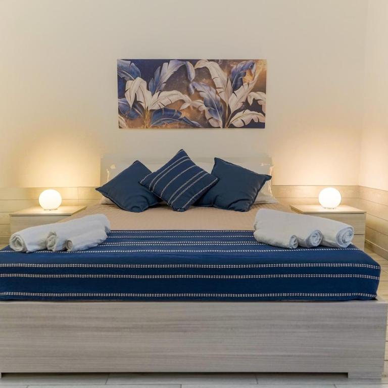 Italia Apartment - Two-Bedroom Apartment - 14