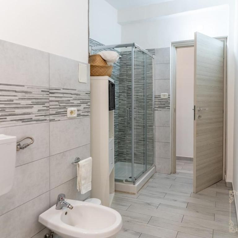 Italia Apartment - Two-Bedroom Apartment - 19