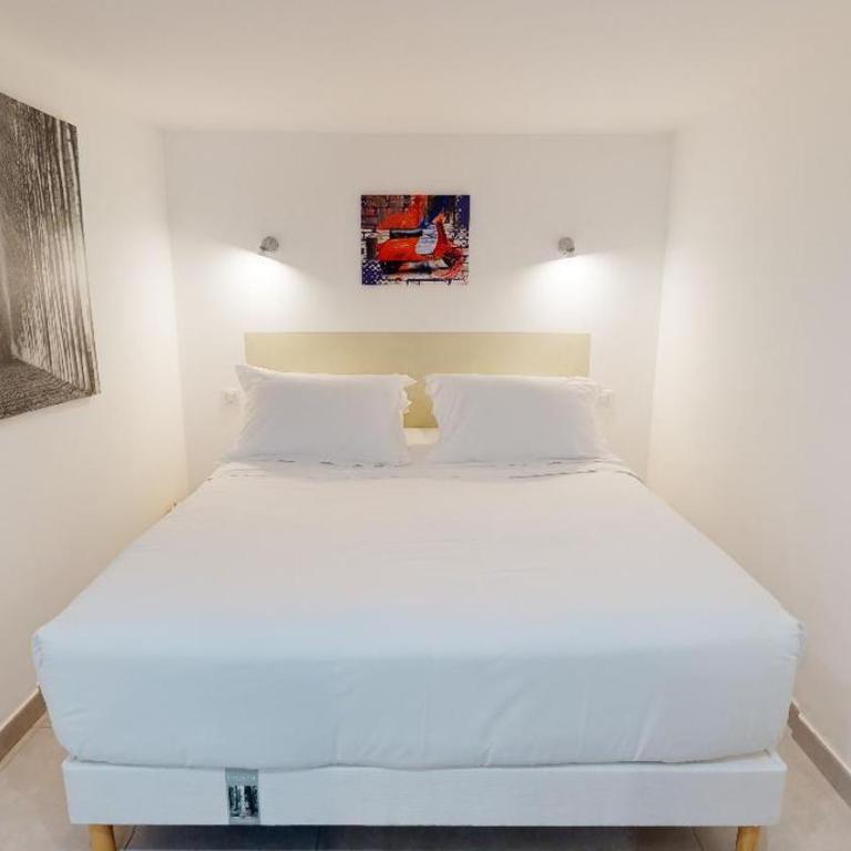 Residence Villa Branda - Villa avec Piscine Privée - 26
