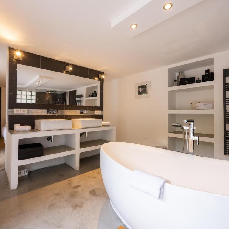 Residence Villa Branda - Villa avec Piscine Privée - 8