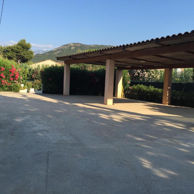 Residence Villa Branda - Villa avec Piscine Privée - 28