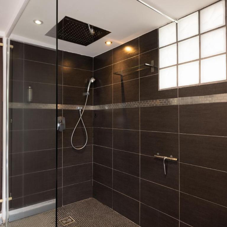 Residence Villa Branda - Villa avec Piscine Privée - 11